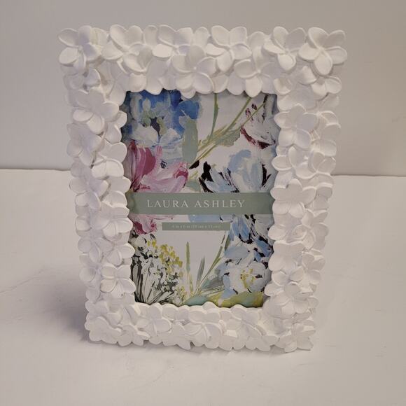 Laura Ashley White Textured Resin Flower Floral 4 X 6 Picture Frame Bridal Baby - Picture 2 of 8